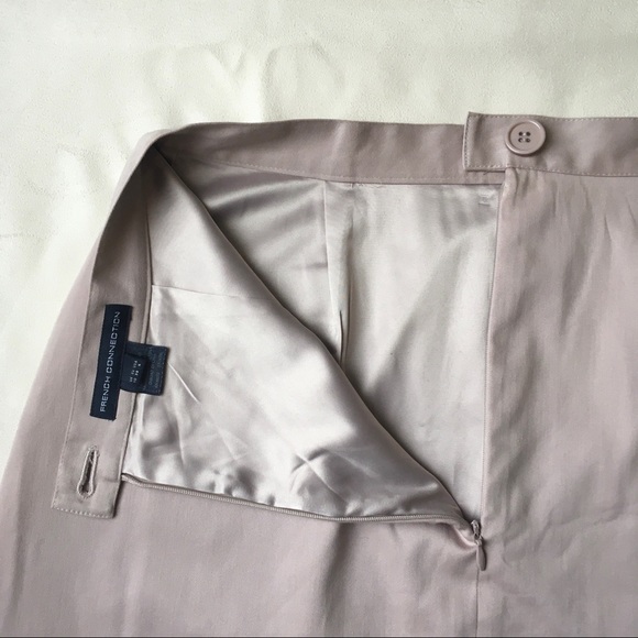 French Connection Taupe Miniskirt Size US 6 - Picture 6 of 9